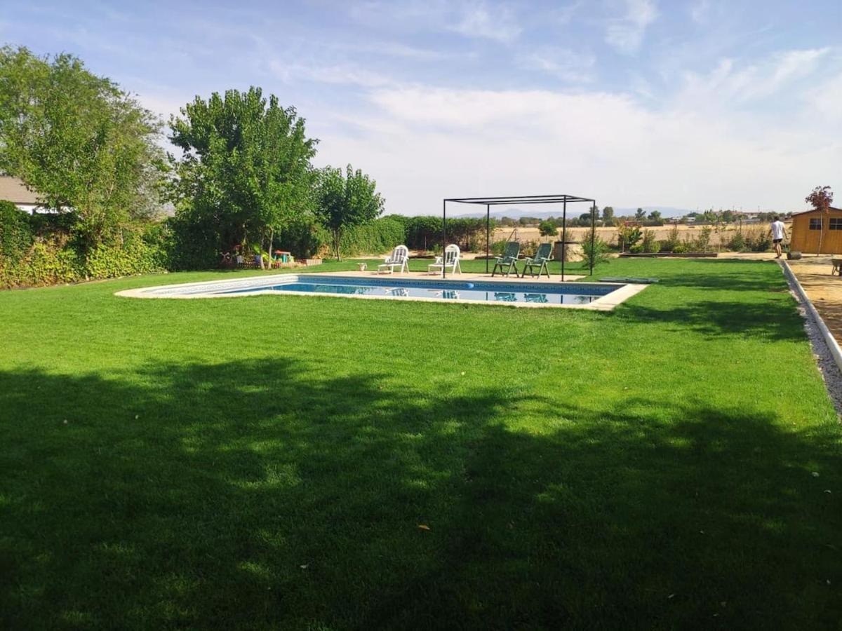 Finca Paredes Valdetorres de Jarama ภายนอก รูปภาพ